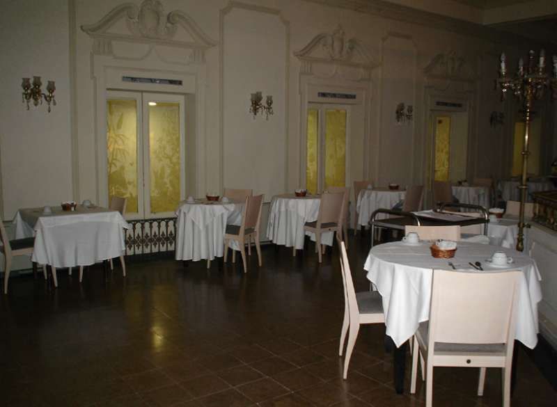 โอเรียนเต อาติรัม โฮเทล Hotel บาร์เซโลนา ภายนอก รูปภาพ